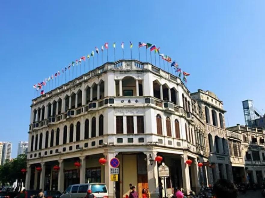 海口市市区楼面户外广告大牌-1